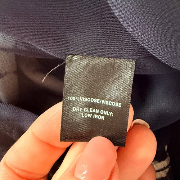 Lafayette 148 Navy White Floral Viscose Lined Midi Skirt Size M - Picture 4 of 4